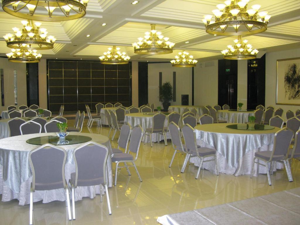 Beijing Rainbow Hotel Exterior foto